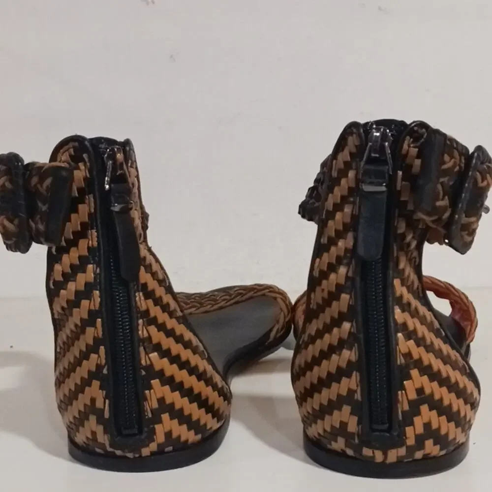 Via Spiga Wenda braided leather flat sandals sz 8.5